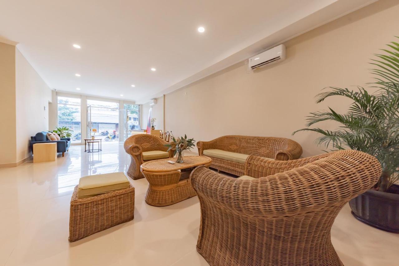 Reddoorz Plus Near Surapati Core Bandung Ngoại thất bức ảnh